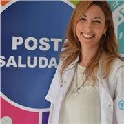 Profesor de Biología imparte clases adolescentes de ESO